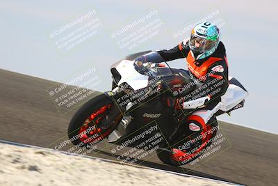 media/Nov-02-2025-Lets Ride (Sun) [[f7a3caa734]]/C Group/1140am (Turn 2 Inside)/